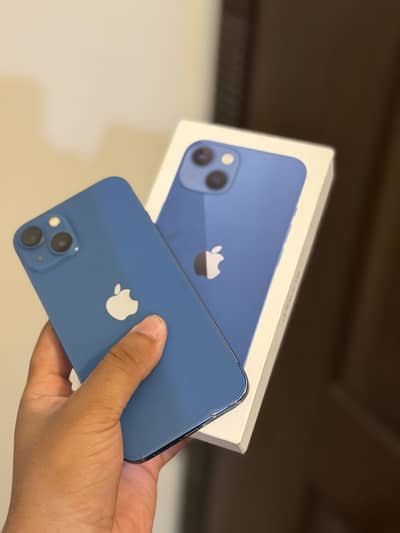Apple iPhone 13