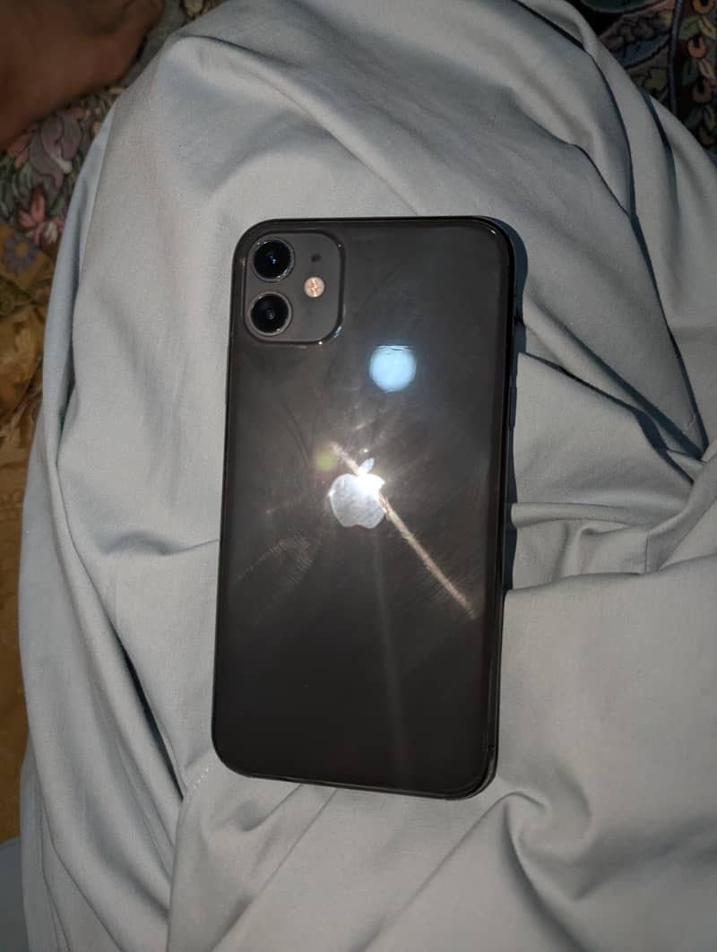 Apple iPhone 11 0
