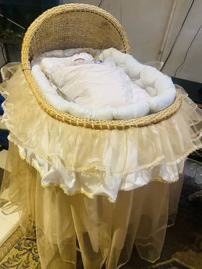 High-quality Cane crib for newborn
