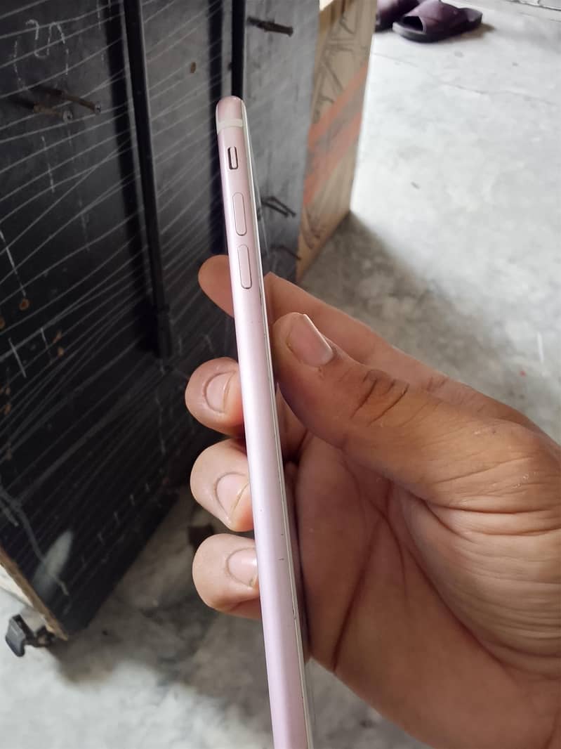 Apple iPhone 7 Plus 7