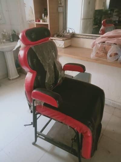Bridal + Facial Makeup Chair For Beauty Salon Parlour in 15k