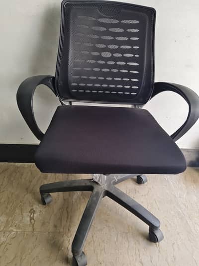 Chair for Sale – Good & New Condition