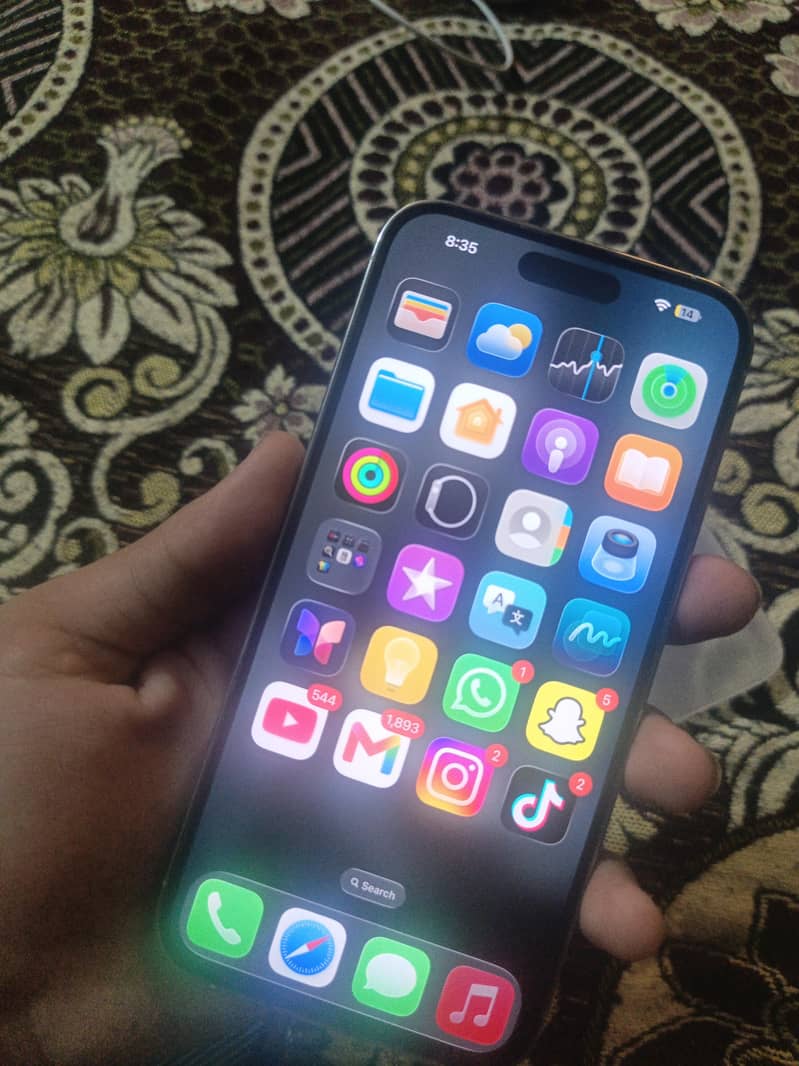 Apple iPhone 14 Pro Max 4