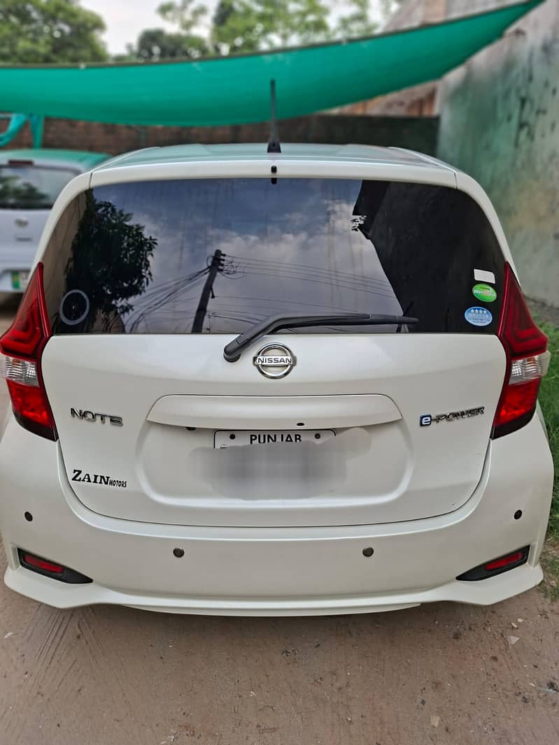 Nissan Note e-Power 2018 1