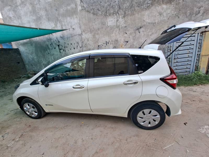 Nissan Note e-Power 2018 3
