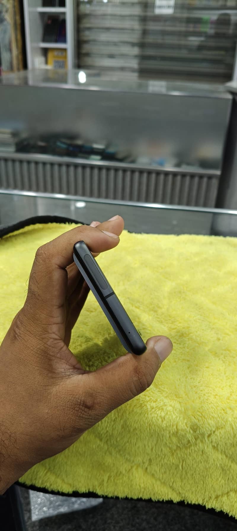 Google Pixel 7 4