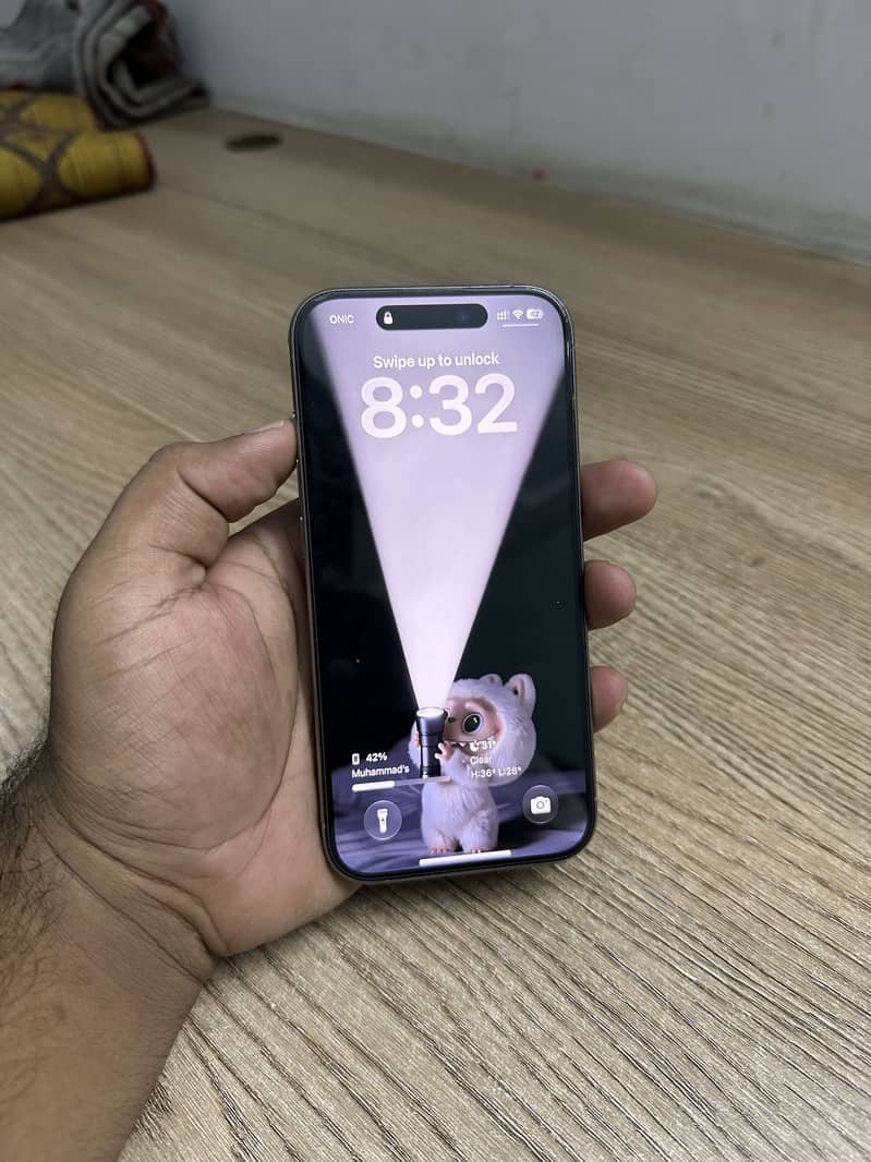 Apple iPhone 15 Pro 0