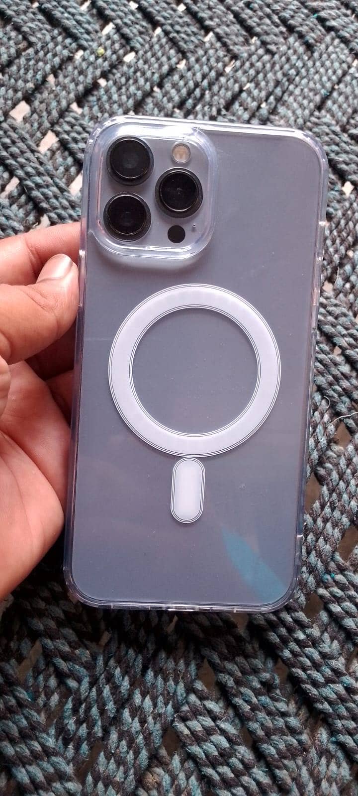 Apple iPhone 13 Pro Max 2