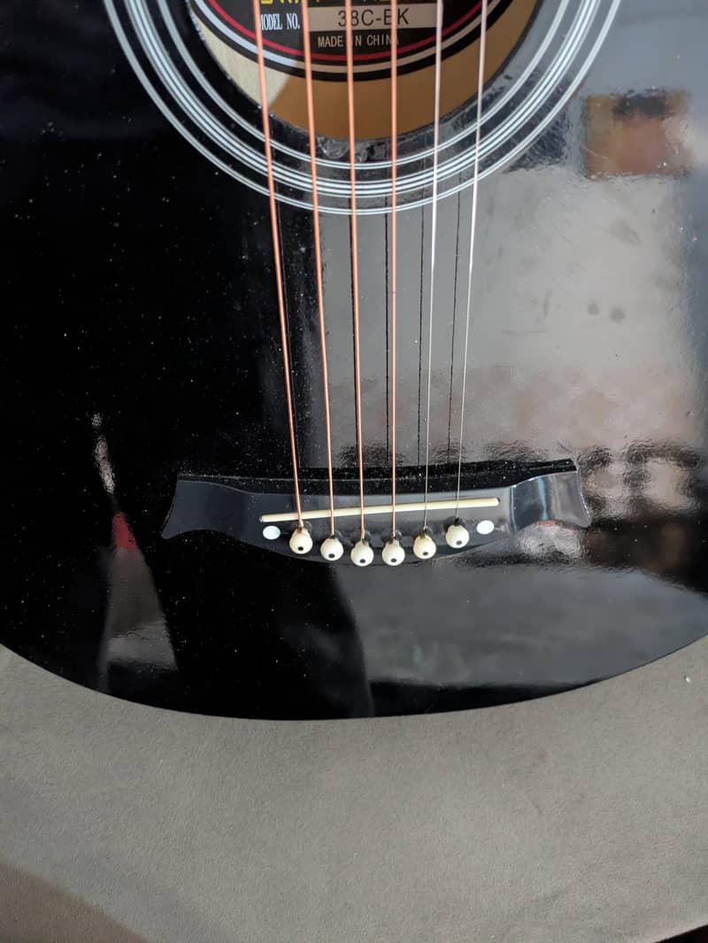 Acoustic guitars 10