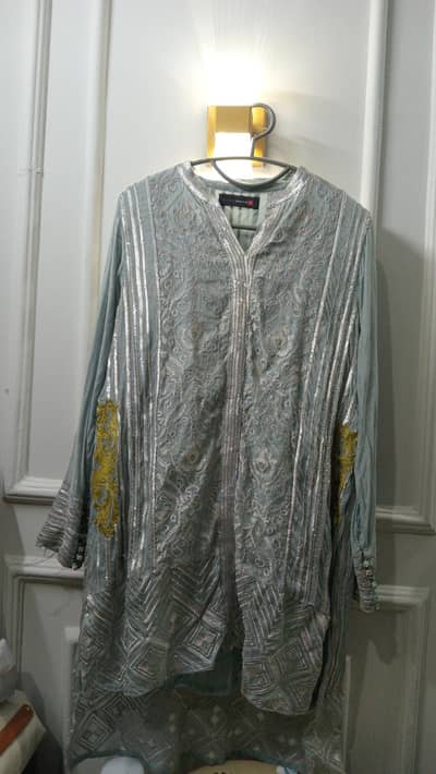 ladies branded kurta (tail) for sale