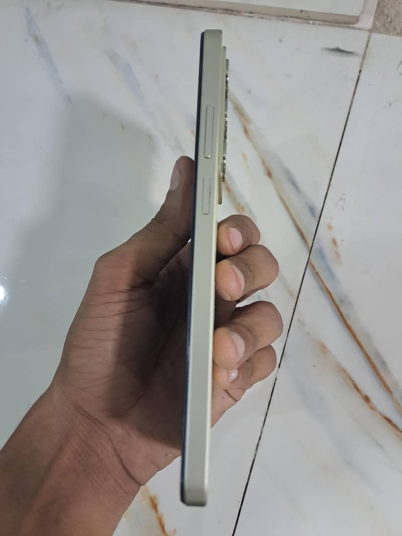 Realme C75 3