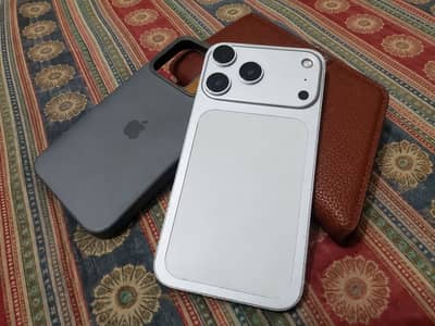 iPhone XR 64GB – 17 Pro Conversion  URGENT SALE