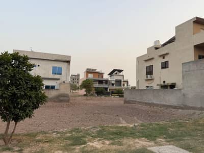 Prime Location 5 Marla Residential Plot For Sale In Lahore