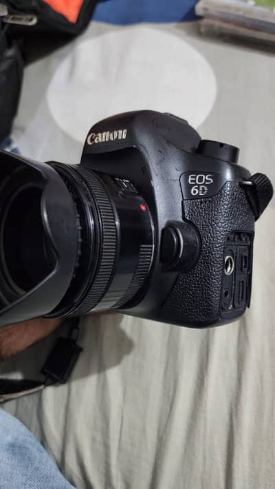Canon EOS 6D Full Frame + Tamron 70-200 f/2.8 + 50mm f/1.8 + Flash