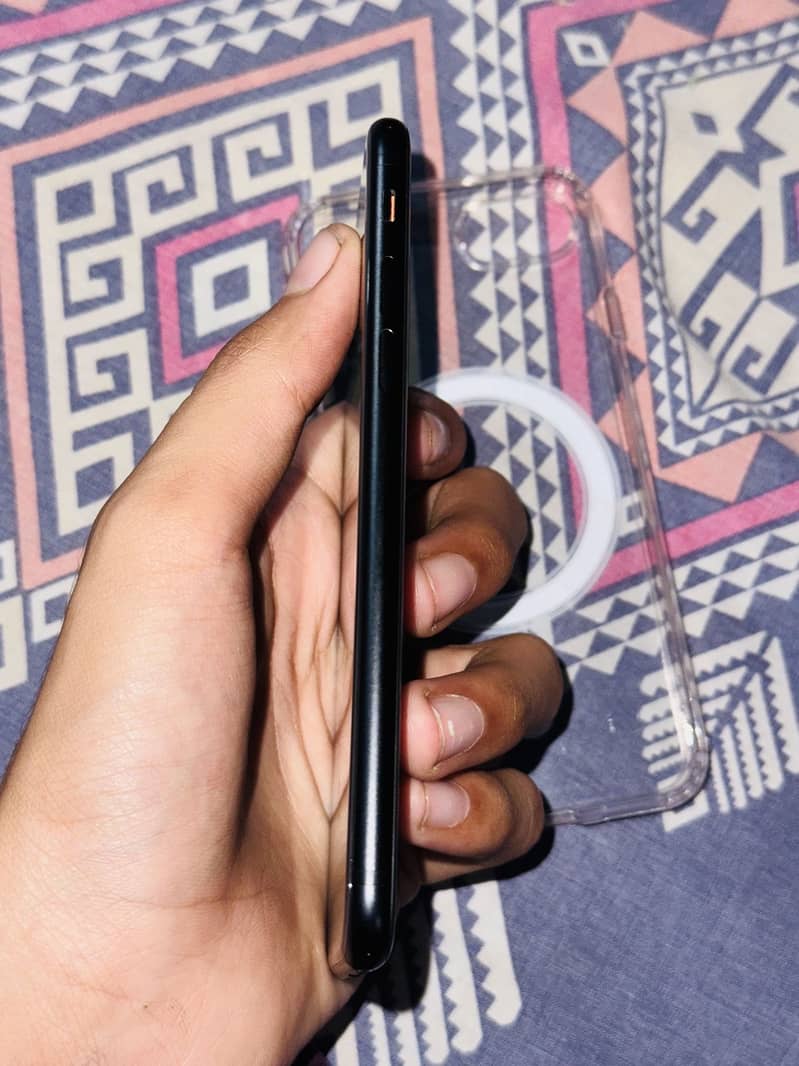 Apple iPhone SE 6