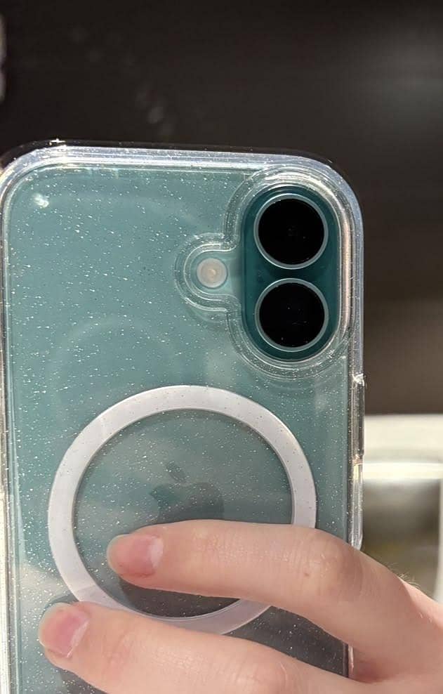Apple iPhone 16 Plus 1