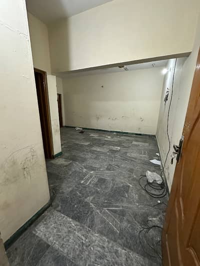 Studio Room For Rent only Bachelors
