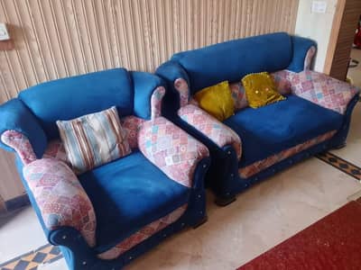 6 Seater sofa in Good condition