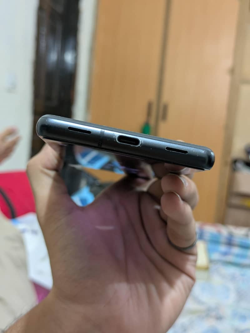 Google Pixel 7a 2