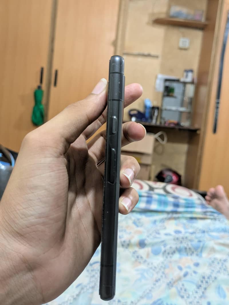 Google Pixel 7a 5