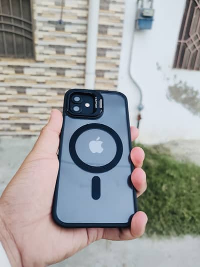Apple iPhone 12