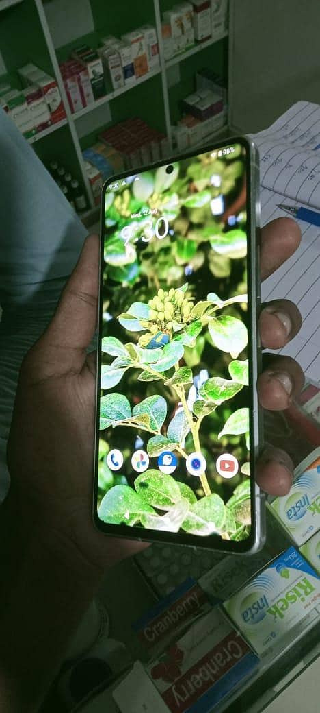 Sharp Aquos R7 3