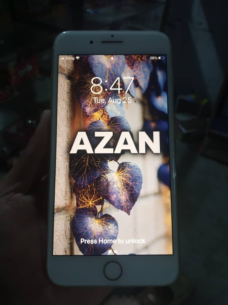 Apple iPhone 7 Plus 1