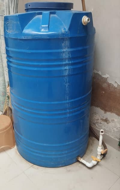 700litres water tanki