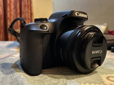 Canon EOS 4000D DSLR - Complete Kit + 50mm Portrait Lens
