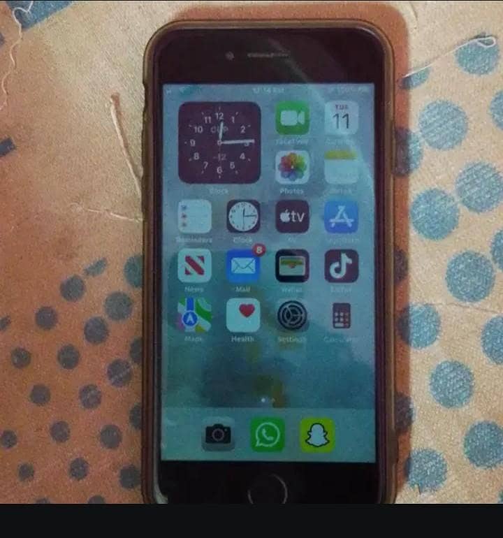 Apple iPhone 7 1