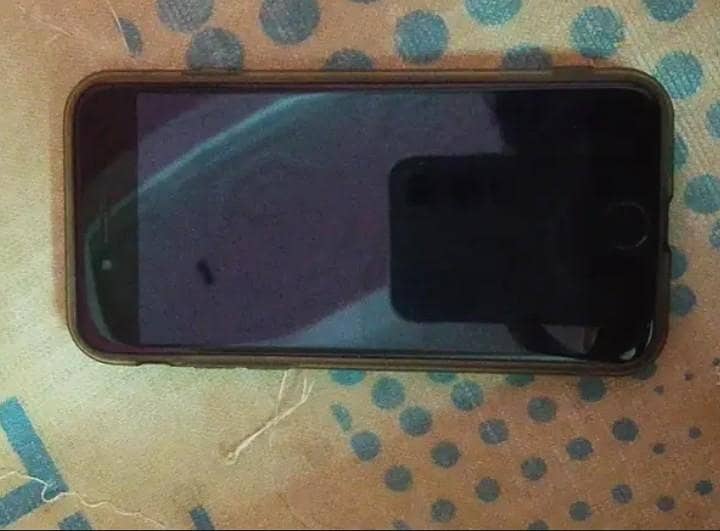 Apple iPhone 7 3