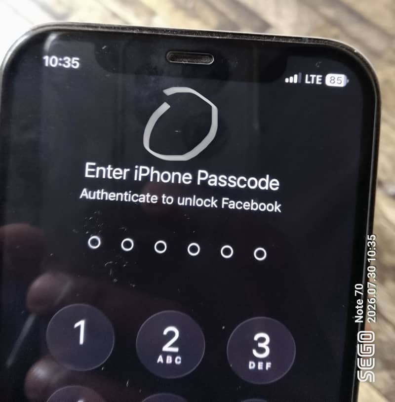 Apple iPhone 12 Pro 4