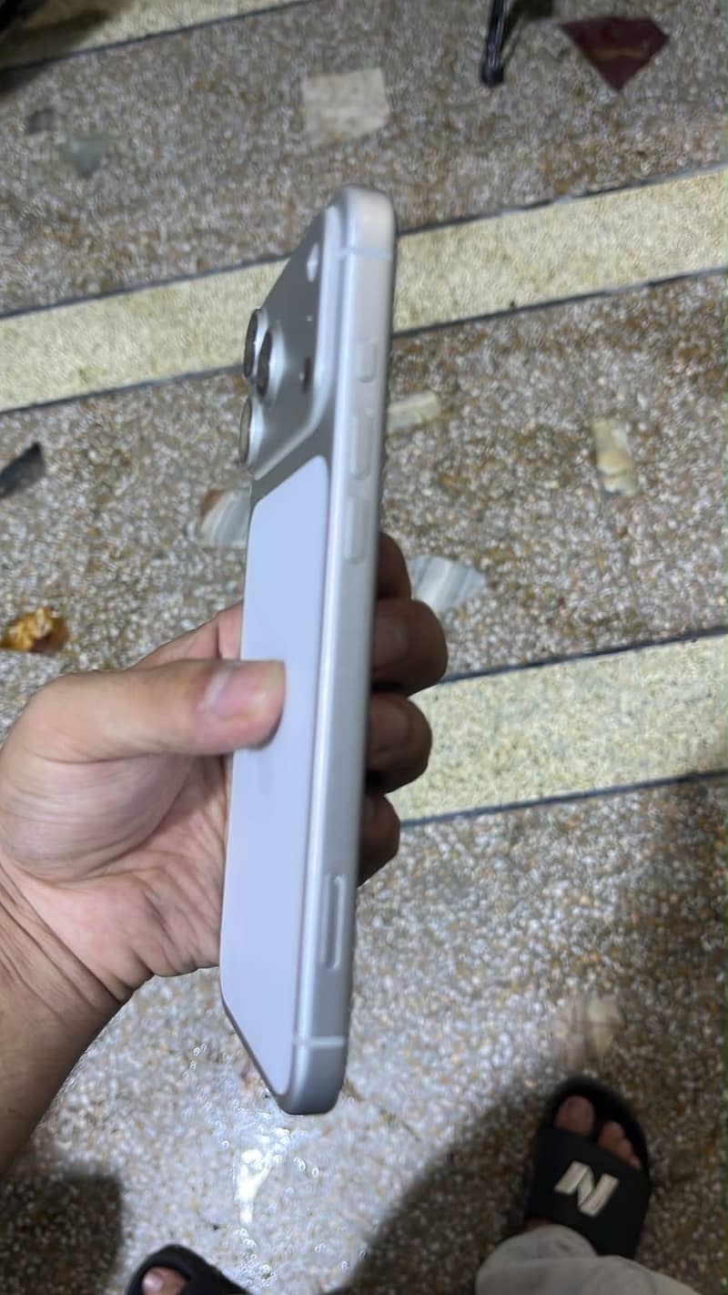 Apple iPhone 17 Pro Max 3