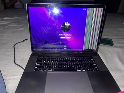 macbook pro 2017 15 inch display damage