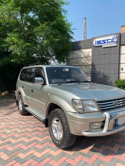 Toyota Land Cruiser 2000
