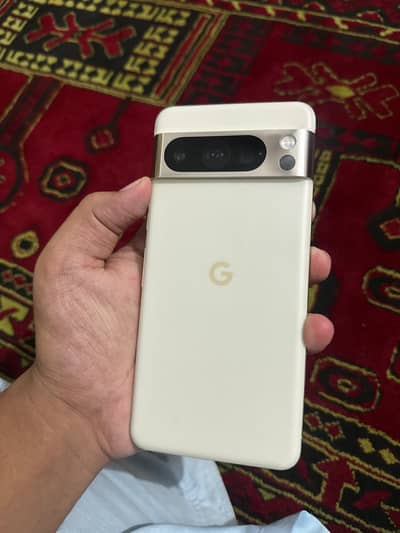 Google Pixel 8 Pro