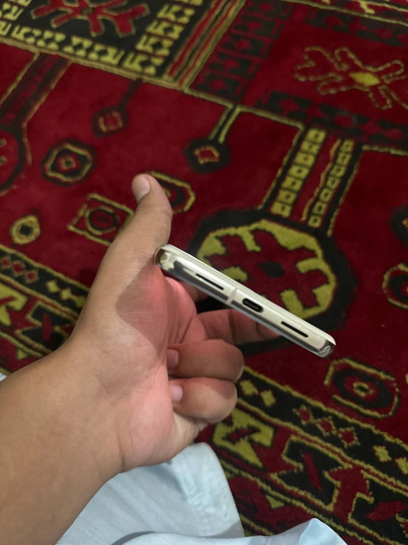 Google Pixel 8 Pro 5