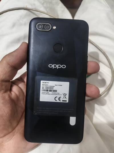 OPPO A12