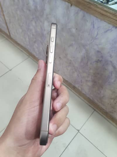 Apple iPhone 16 Pro Max FACTORY UNLOCKED