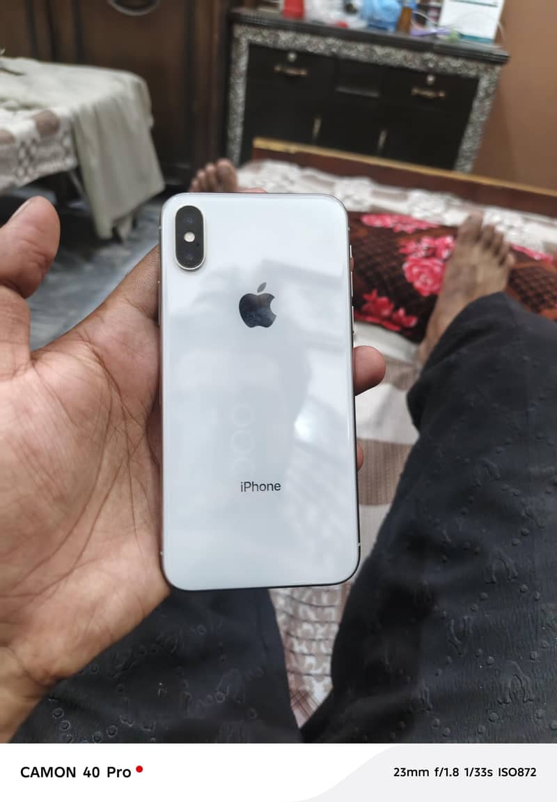 Apple iPhone XS 0