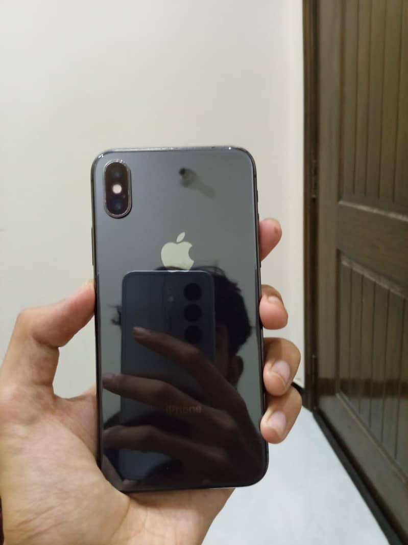 Apple iPhone X 0