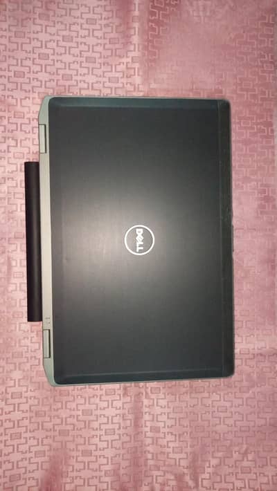 aintel core i7 2generation 4gb ram 256gb hard drive or window 10 hai