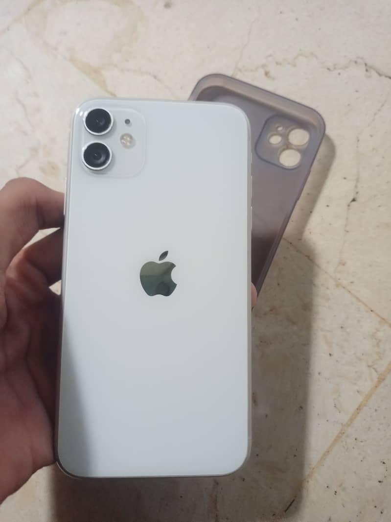 Apple iPhone 11 10