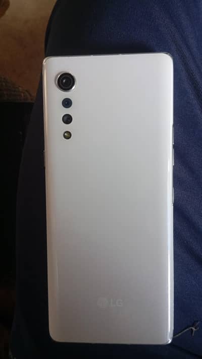 LG Velvet