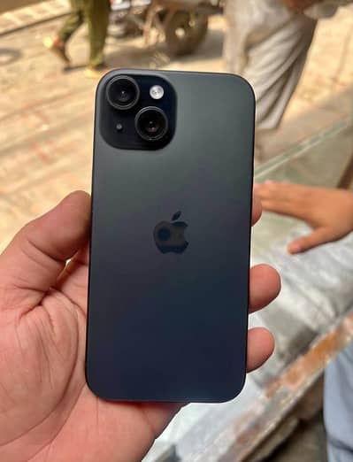 Apple iPhone 15