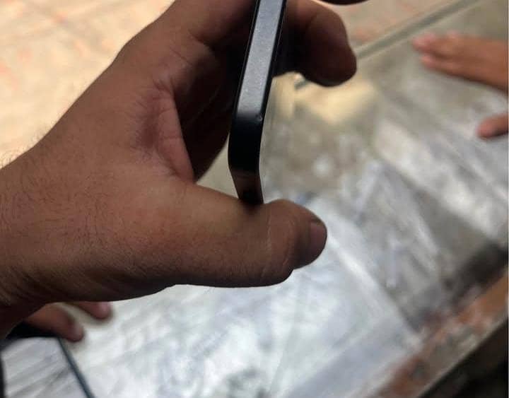 Apple iPhone 15 6