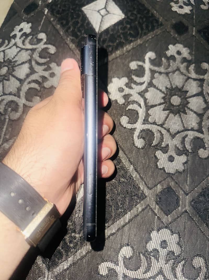 Google Pixel 8 2