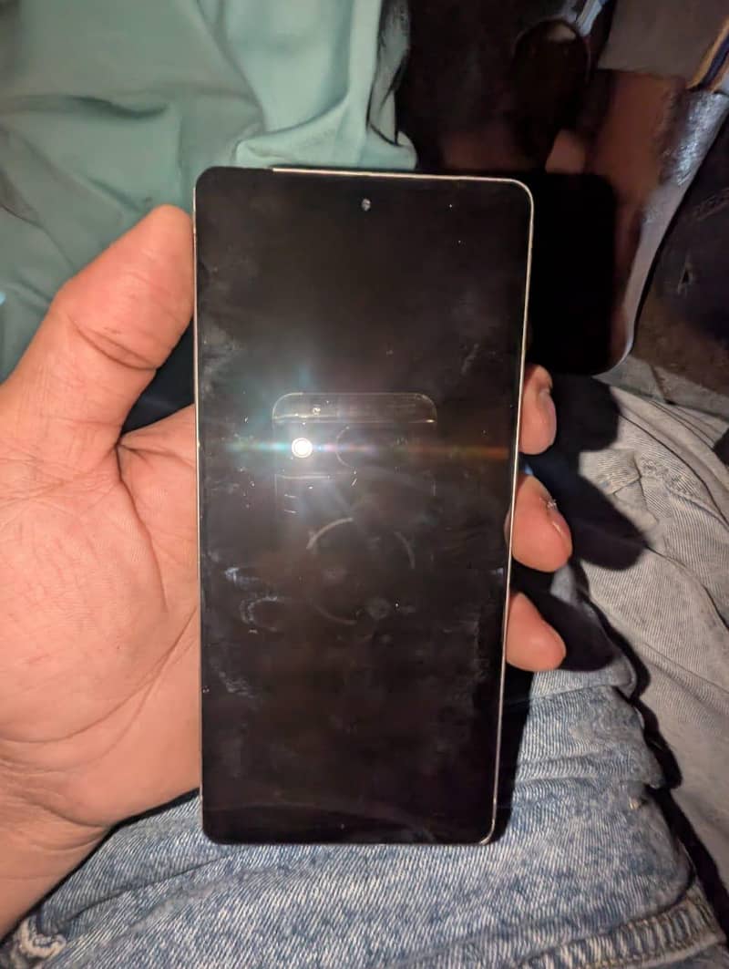 Google Pixel 7 4