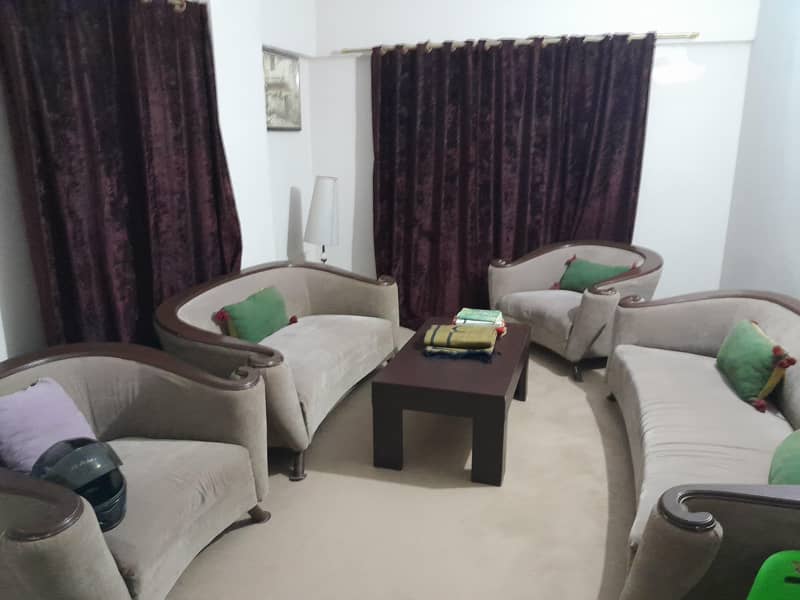 7 seater sofa 0