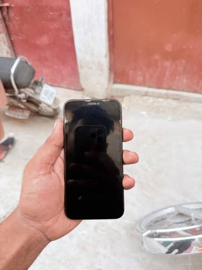 Iphone 11 pro jv hay Storage 256 gb 3 month sim time available hay